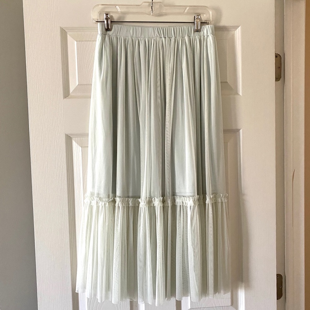 Flowy Midi-skirt